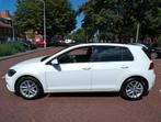 Volkswagen Golf 1.0 TSI Comfortline automaat carplay digitaa, Gebruikt, Euro 6, LED verlichting, 620 kg