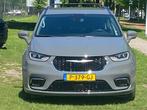 Chrysler Grand Voyager Pacifica 3.6L HYBRID PHEV Touring, Auto's, Chrysler, 450 kg, Gebruikt, Lichtsensor, Grand Voyager