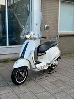 Vespa primavera yacht clup limited edition, Fietsen en Brommers, Scooters | Vespa, Ophalen of Verzenden, Zo goed als nieuw, Overige modellen