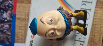 Jonge Humpty Dumpty beschikbaar voor biedingen