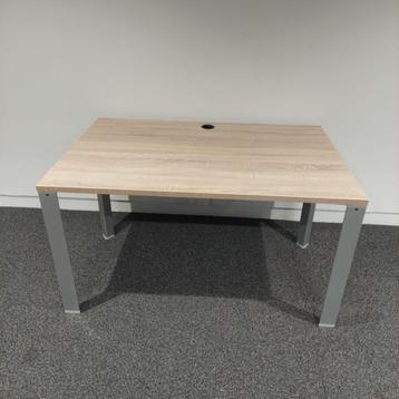 Ahrend bureau met slinger en kabelgoot 120x80xH62-82cm,146st beschikbaar voor biedingen