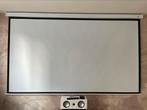 Beamer / projectiescherm 133 inch, Ophalen, Handmatig, Zo goed als nieuw