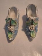 2 Oude Porseleinen Schoentjes., Ophalen of Verzenden