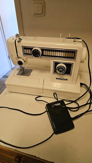 Naaimachine Victoria beschikbaar voor biedingen