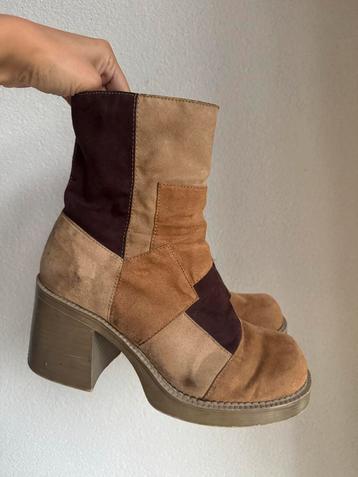 Vintage Y2K beige patchwork platform laarzen beschikbaar voor biedingen