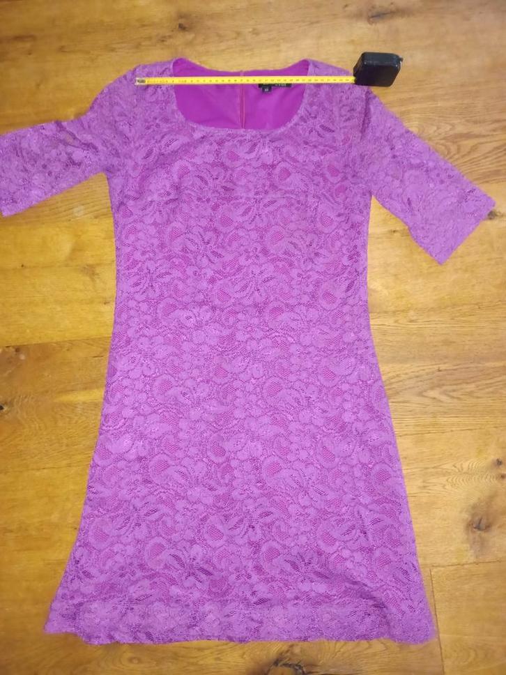 La Dress jurk - Maat XS, Kleding | Dames, Jurken, Zo goed als nieuw, Maat 34 (XS) of kleiner, Paars, Boven de knie, Ophalen of Verzenden