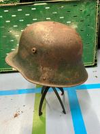 Originele Duitse helm WO1/WO2, met kleur!, Verzamelen, Ophalen of Verzenden, Overige soorten, Duitsland, Helm of Baret