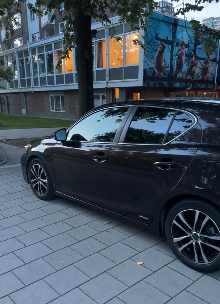 Lexus CT-H 200 NAP/Camera/Cruis Control, Auto's, Lexus, Particulier, CT-H, Hybride Elektrisch/Benzine, A, Hatchback, Automaat