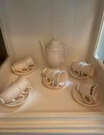 Wedgwood Edme 17 delige set (Bijenkorf, Hoyng), Antiek en Kunst, Ophalen of Verzenden