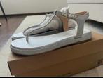 Unisa Sandalen Zilver - Nieuw mt 38, Kleding | Dames, Schoenen, Ophalen of Verzenden, Nieuw, Overige kleuren, Sandalen of Muiltjes