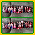 127. Klederdracht popjes 12 stuks, Verzamelen, Poppen, Ophalen of Verzenden, Zo goed als nieuw, Pop