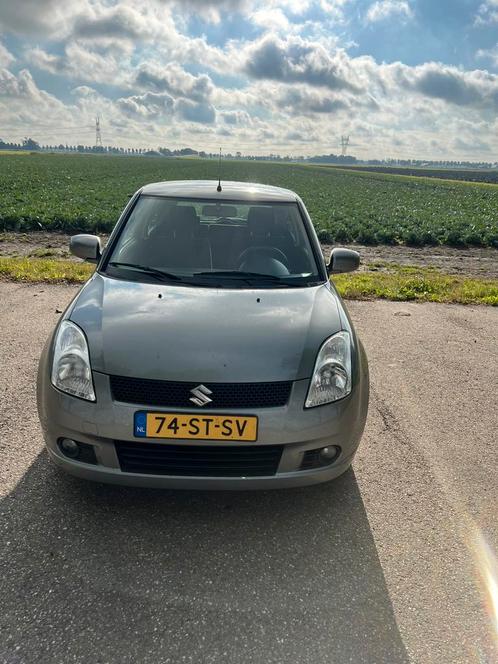 Suzuki Swift 1.3 3D 2006 Grijs /airco/keyless/trekhaak, Auto's, Suzuki, Particulier, ABS, Airbags, Airconditioning, Boordcomputer