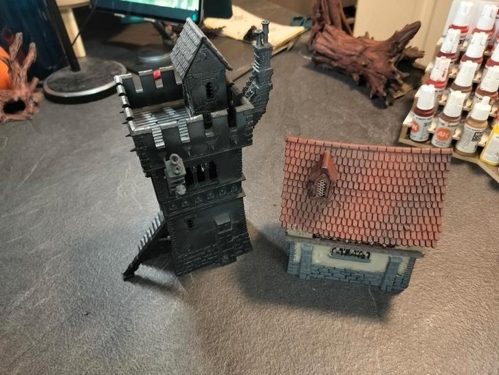 Warhammer Terrein Set - Toren & Huis old world age of sigmar, Hobby en Vrije tijd, Modelbouw | Auto's en Voertuigen, Gebruikt