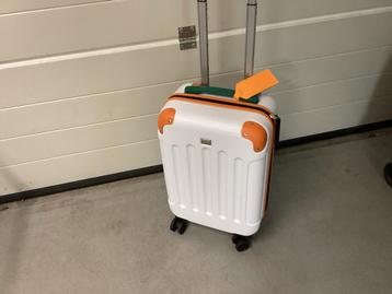 Postcodeloterij Rolkoffer - Vrolijk Design! beschikbaar voor biedingen