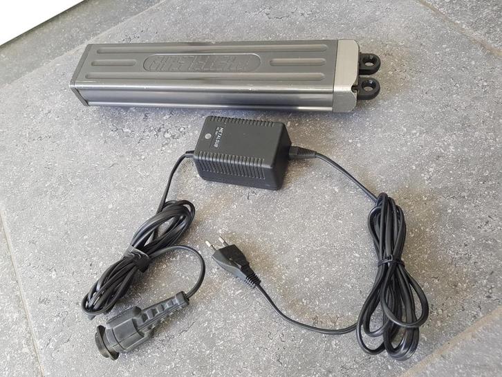 metalsub accu 8Ah Dubbele aansluiting GRATIS LADER, Watersport en Boten, Duiken, Gebruikt, Duiklamp, Ophalen of Verzenden