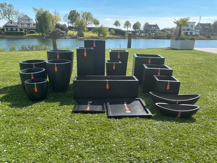 Partij 110st Capi bloempotten bloembakken, Tuin en Terras, Bloembakken en Plantenbakken, Zo goed als nieuw, Kunststof, Minder dan 30 cm