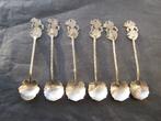 6 Antiek Zilveren Djokja lepeltjes in houten Rekje, Verzenden, Zilver
