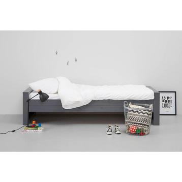WOOOD Eenpersoonsbed, Nachtkastje en Kast type Dennis