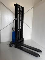Semi elektrische stapelaar 3500 mm 1500 kg, Ophalen, Zo goed als nieuw