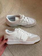 NIEUW new balance 550 wit beige creme 38 sneakers, Kleding | Dames, Schoenen, Ophalen of Verzenden, Zo goed als nieuw, Beige, Sneakers of Gympen
