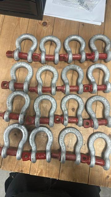 16x shackle 3,25T beschikbaar voor biedingen