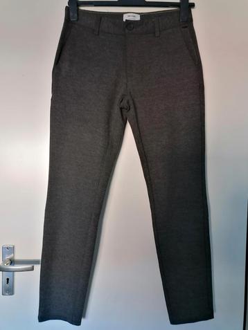 Mooie broek merk Only & Sons W30 L 32 kleur grijs beschikbaar voor biedingen