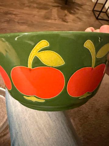 Vintage Aardewerk Schaal met Appels Waechtersbach West Germa beschikbaar voor biedingen