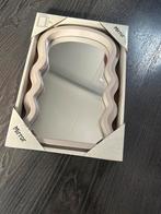 Nieuw! Wave spiegel, 18x26,5 cm, beige, Ophalen of Verzenden, Nieuw, Rechthoekig, Minder dan 100 cm