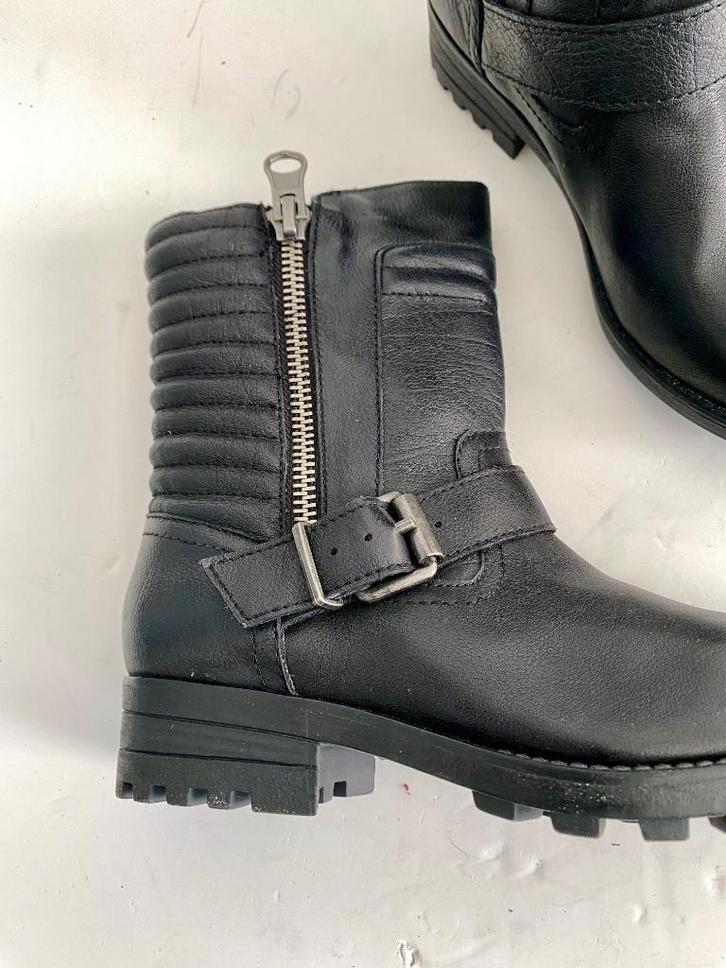 J479 Poelman maat 37 lage leren laarsjes laarzen leer zwart, Kleding | Dames, Schoenen, Zo goed als nieuw, Zwart, Ophalen of Verzenden