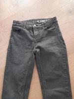 Bijna gratis izgs Hema Spijkerbroek maat 146 zwart, Kinderen en Baby's, Kinderkleding | Maat 146, Broek, Meisje, Ophalen of Verzenden