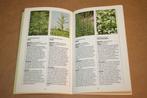 Het boek over kruiden en gebruiksplanten, Boeken, Ophalen of Verzenden, Gelezen, Bloemen, Planten en Bomen