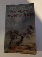 Boek: Een vlucht regenwulpen - Maarten ‘t Hart, Ophalen of Verzenden, Zo goed als nieuw