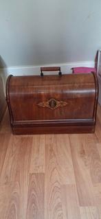 Antieke Singer naaimachine met houten kap/koffer., Antiek en Kunst, Antiek | Naaimachines, Ophalen of Verzenden