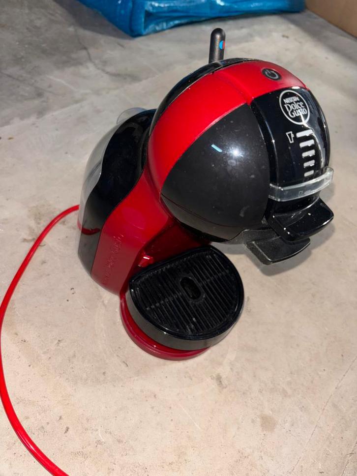 Dolce Gusto Koffiemachine - Zo Goed Als Nieuw!, Witgoed en Apparatuur, Koffiezetapparaten, Zo goed als nieuw, Koffiepads en cups