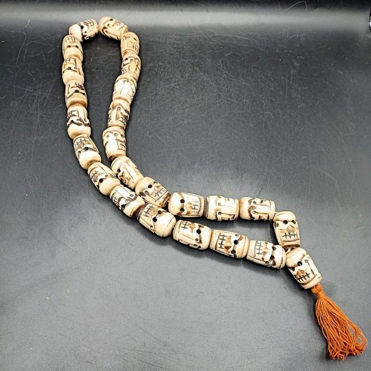 Oude Tibet Yak Been Skull Mala Kali Ketting 25 Kralen, Antiek en Kunst, Kunst | Niet-Westerse kunst, Ophalen of Verzenden
