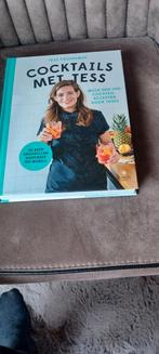 Cocktails met Tess Tess Posthumus, Boeken, Ophalen of Verzenden, Alpha, Zo goed als nieuw