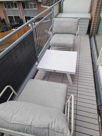 Metalen Tuinset met Kussens beschikbaar voor biedingen
