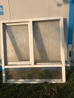 Houten kozijn met draaikiep raam, Ophalen, Nieuw, Gevelraam of Ruit