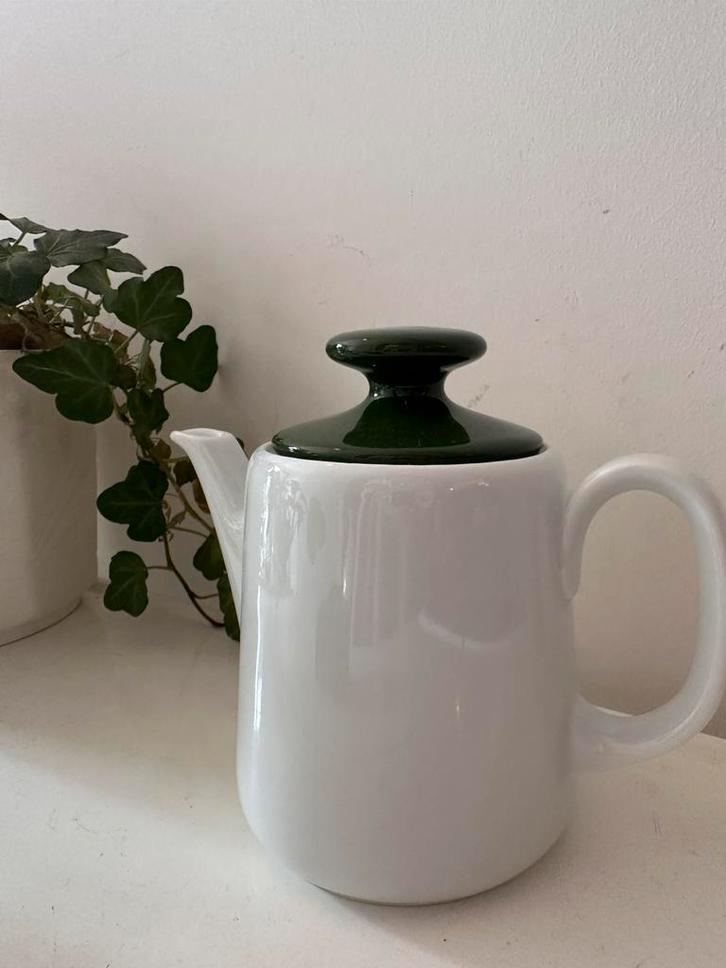 Porseleinen jaren 70 theepotje, Antiek en Kunst, Antiek | Servies los, Ophalen of Verzenden