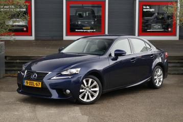 Lexus IS 300h Edition | Fabrieksnavigatie | (bj 2014) beschikbaar voor biedingen