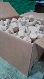 Briketten en Houtblokken te koop in eigen fust zakken,dozen., Minder dan 3 m³, Ophalen, Overige houtsoorten, Blokken