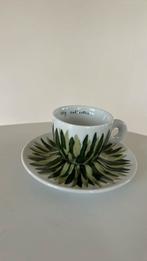 Illy espresso kop en schotel, Huis en Inrichting, Keuken | Servies, Ophalen of Verzenden, Zo goed als nieuw, Overige stijlen, Kop(pen) en/of Schotel(s)