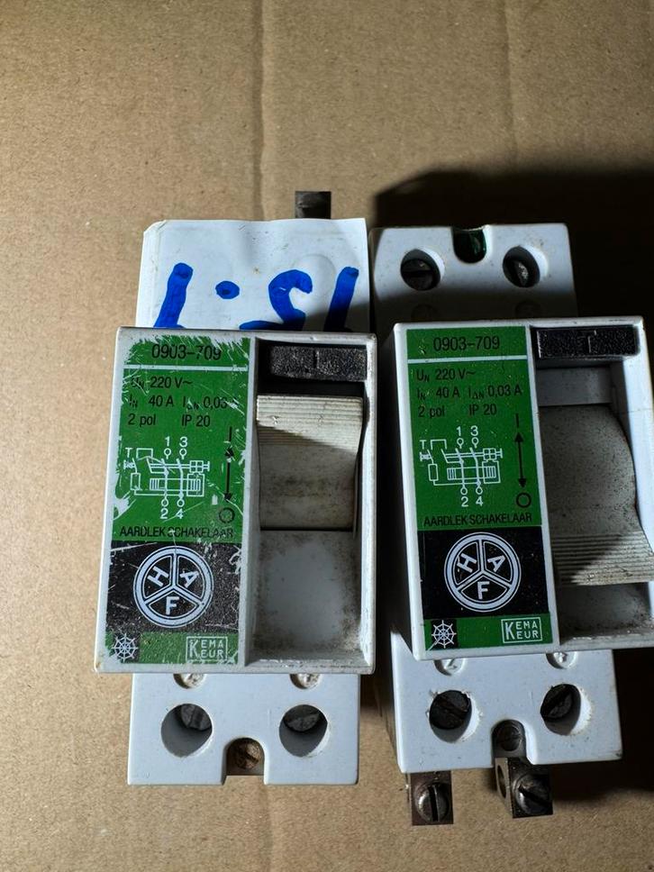 Aardlekschakelaars 40A 30mA – 2-polig –, Hobby en Vrije tijd, Elektronica-componenten, Gebruikt, Ophalen of Verzenden