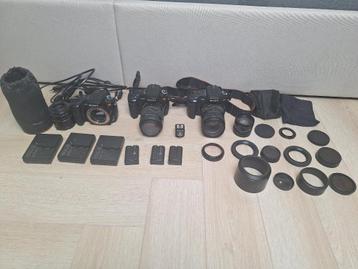 3x Sony A DSLR-A350 Camera Zwart met Lenzen, Accus, etc. beschikbaar voor biedingen