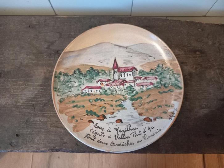 vintage Frans wandbord, aardewerk bord, handbeschilderd, Antiek en Kunst, Curiosa en Brocante, Verzenden