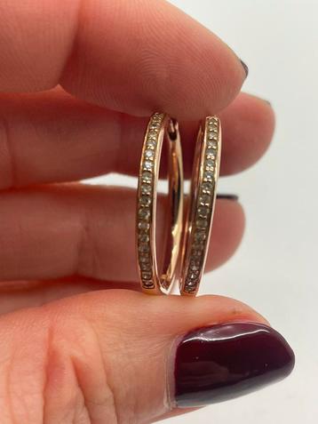 A274 Prachtige zilveren creolen rosegold strass beschikbaar voor biedingen