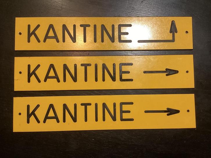 Vintage gegraveerde richting bordjes KANTINE, Huis en Inrichting, Woonaccessoires | Tekstborden en Spreuken, Zo goed als nieuw