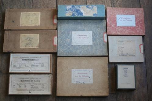 Groot lot antieke schoolstempels (88 stuks), Antiek en Kunst, Curiosa en Brocante, Verzenden