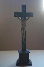 Gietijzeren kruis met vergulde Corpus Christi, Antiek en Kunst, Verzenden