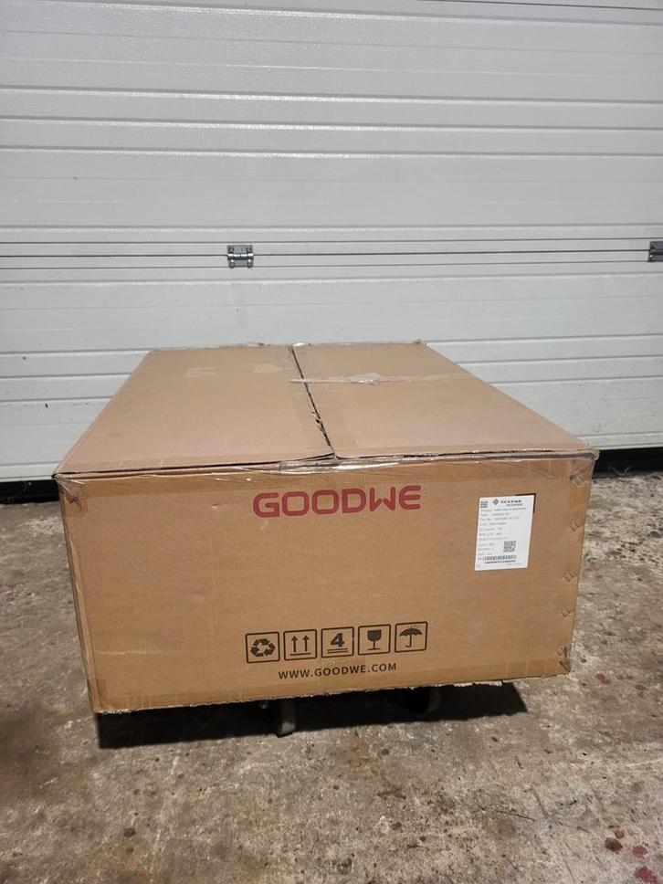 Goodwe omvormer GW60KS-MT, Doe-het-zelf en Verbouw, Elektra en Kabels, Zo goed als nieuw, Overige typen, Ophalen